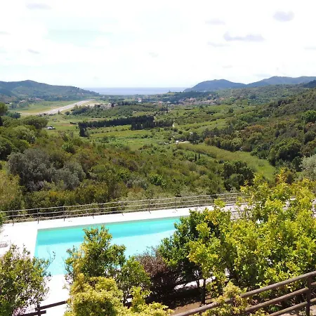Aparthotel Le Solane Marina di Campo